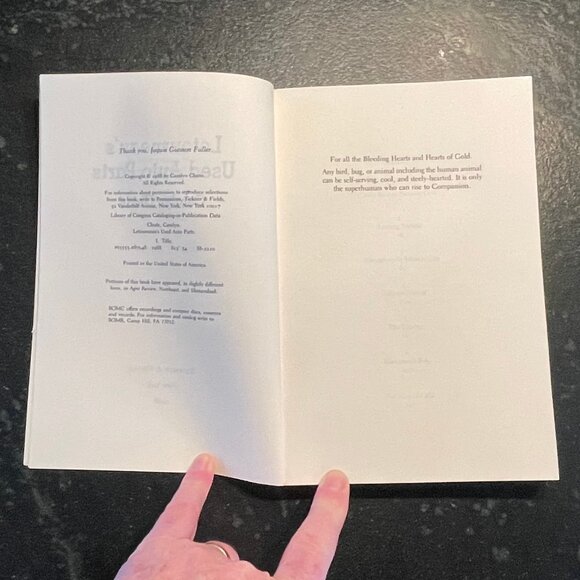 "Letourneau's Used Auto Parts," by Carolyn Chute, 1988 First Edition Papeback - Picture 5 of 7